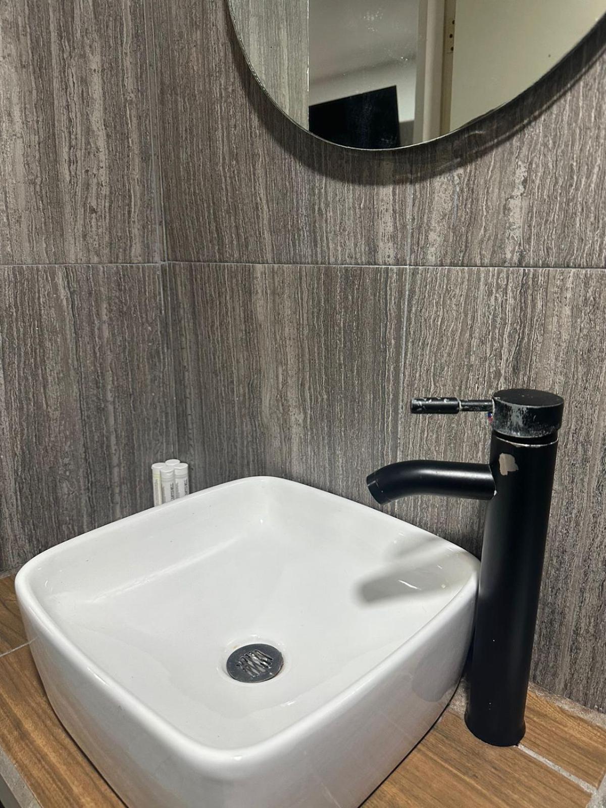 Apartamentos Ambassador Tijuana Eksteriør billede